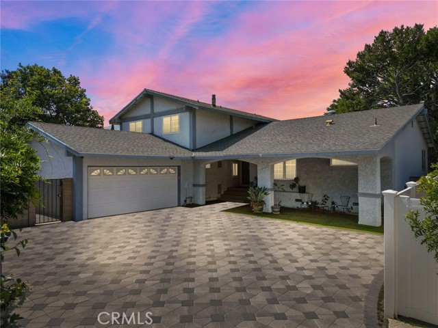 Detail Gallery Image 1 of 1 For 16965 Paulette Pl, Granada Hills,  CA 91344 - 5 Beds | 3 Baths