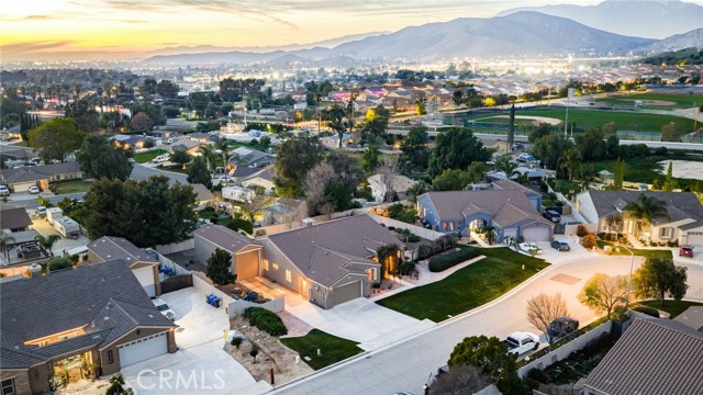 Detail Gallery Image 9 of 65 For 4683 Viaggio Cir, Jurupa Valley,  CA 92509 - 4 Beds | 2/1 Baths