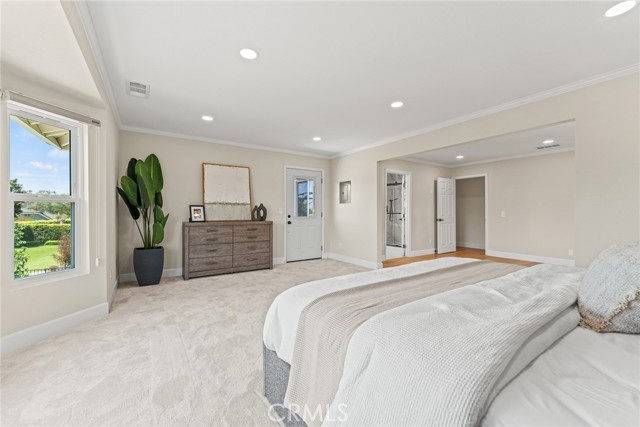 21492 Countryside Drive, Lake Forest CA: https://media.crmls.org/medias/8c264420-c237-4b72-b3ca-61553bf29ae7.jpg