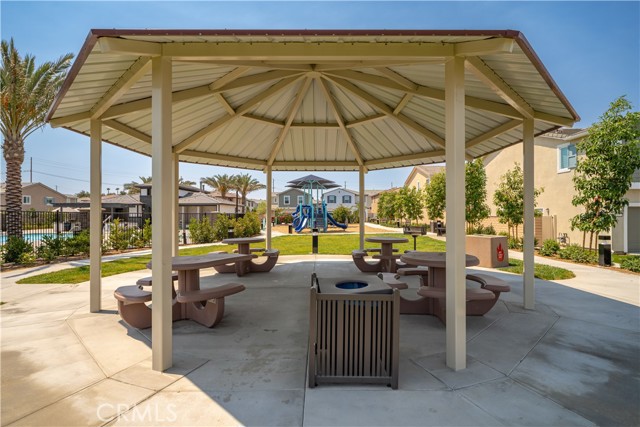 30341 Wild Oat Street, Murrieta CA: https://media.crmls.org/medias/8c271d2d-9cbe-40b2-88cd-d9e2b3593274.jpg