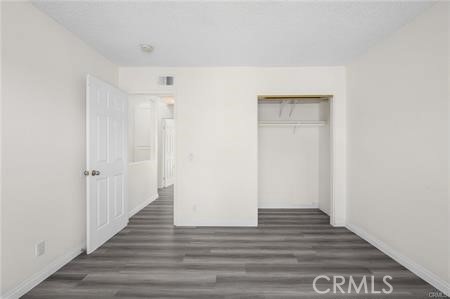 61 Dogwood Lane, Aliso Viejo CA: https://media.crmls.org/medias/8c273f84-bdfd-4cb4-9e46-1203cc71fd95.jpg