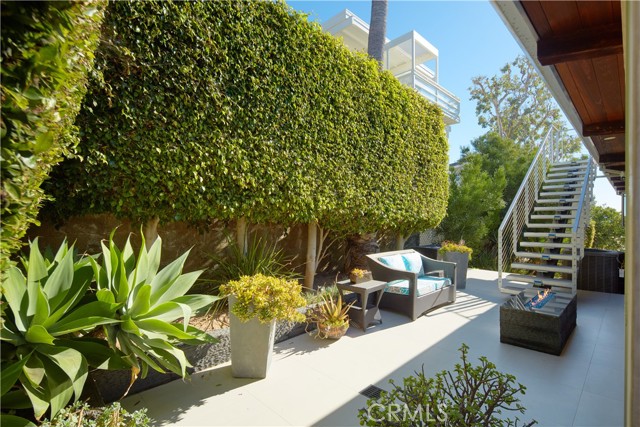 Detail Gallery Image 29 of 43 For 2680 Victoria Dr, Laguna Beach,  CA 92651 - 3 Beds | 3/1 Baths