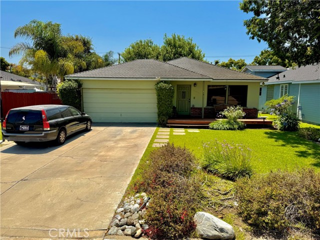 20282 Bayview Avenue, Newport Beach CA: https://media.crmls.org/medias/8c27e498-8aca-4a24-aca6-4348a6aaadbe.jpg