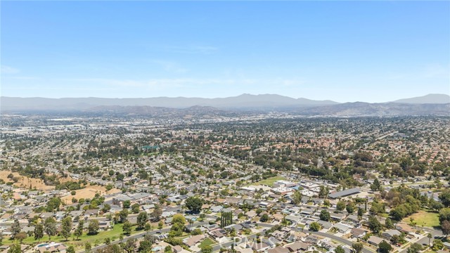 Detail Gallery Image 44 of 45 For 1935 Adobe Ave, Corona,  CA 92882 - 3 Beds | 2 Baths