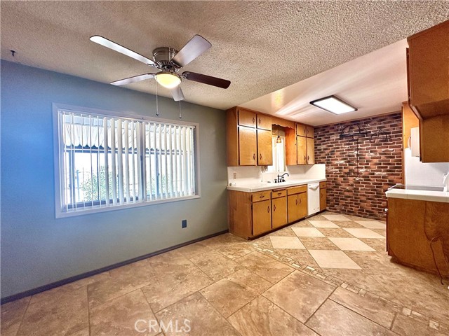 Detail Gallery Image 12 of 51 For 7575 Palomar Ave, Yucca Valley,  CA 92284 - 3 Beds | 2 Baths