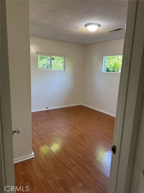 6136 Camellia Avenue, Temple City CA: https://media.crmls.org/medias/8c291870-759d-46ac-a66a-4ae1cad0d741.jpg