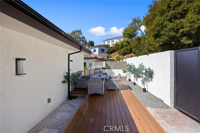 Detail Gallery Image 47 of 75 For 3233 Tareco Dr, Los Angeles,  CA 90068 - 4 Beds | 3/1 Baths