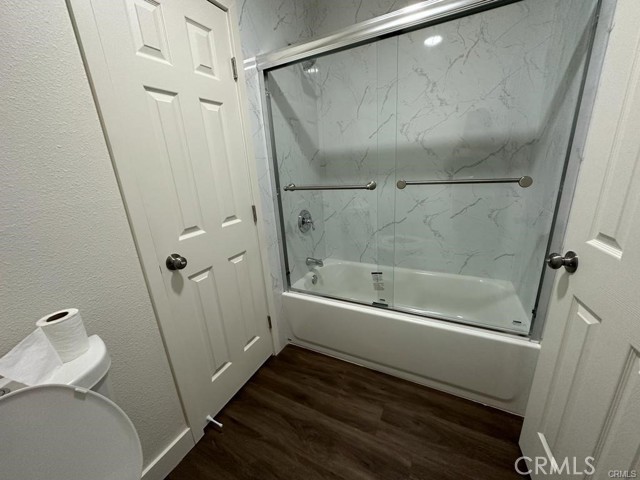 Detail Gallery Image 5 of 15 For 1001 W Stevens Ave #300,  Santa Ana,  CA 92707 - 2 Beds | 1 Baths