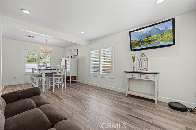 28519 Forest Meadow Place, Castaic CA: https://media.crmls.org/medias/8c29bc3a-96c5-4e1c-a494-e9cde8a511e6.jpg