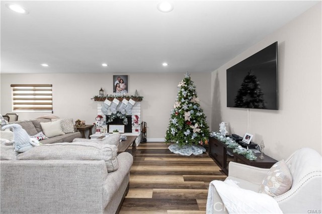 Detail Gallery Image 9 of 31 For 10695 Linden Ave, Bloomington,  CA 92316 - 3 Beds | 2 Baths