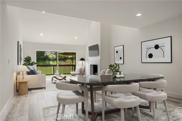 Detail Gallery Image 5 of 23 For 52 Sea Pine, Newport Beach,  CA 92660 - 2 Beds | 2 Baths