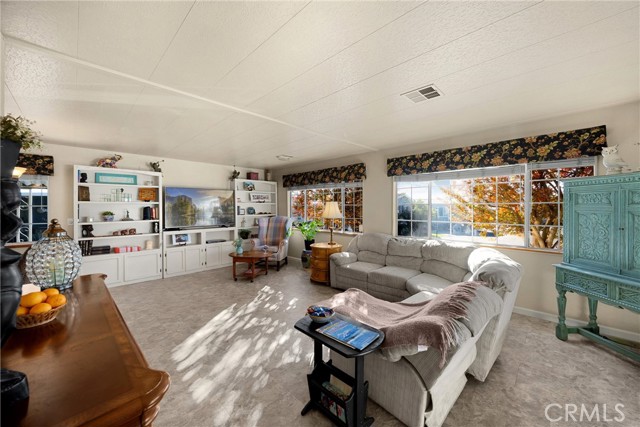 Detail Gallery Image 6 of 33 For 10210 Base Line Rd #235,  Rancho Cucamonga,  CA 91701 - 2 Beds | 2 Baths