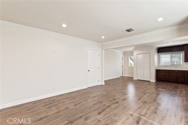 Detail Gallery Image 3 of 34 For 136 N Rampart Bld #3,  Los Angeles,  CA 90026 - 3 Beds | 2 Baths