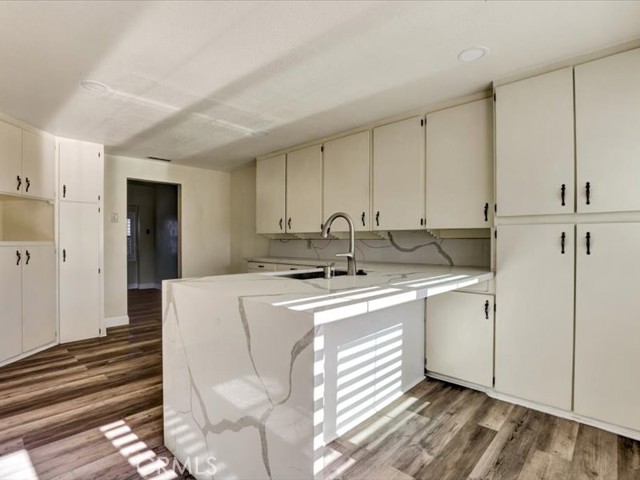 Detail Gallery Image 12 of 56 For 9607 Cypress, Fontana,  CA 92335 - 5 Beds | 5 Baths