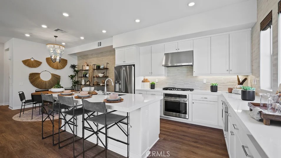 1115 Walnut Terrace