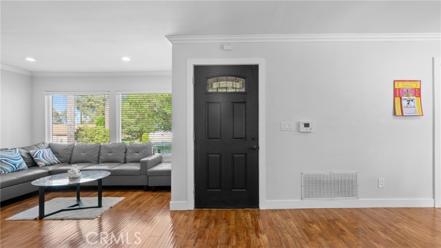 2314 Mcneil Circle, Corona CA: https://media.crmls.org/medias/8c2dedd6-6b07-489d-8e08-5d2a3df2b414.jpg