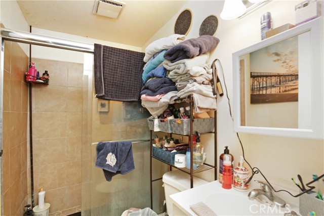 Detail Gallery Image 19 of 30 For 12148 Marbel Ave, Downey,  CA 90242 - 4 Beds | 2 Baths