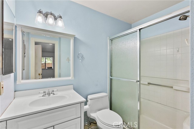 Detail Gallery Image 26 of 29 For 18830 Mandan St #101,  Canyon Country,  CA 91351 - 2 Beds | 2 Baths