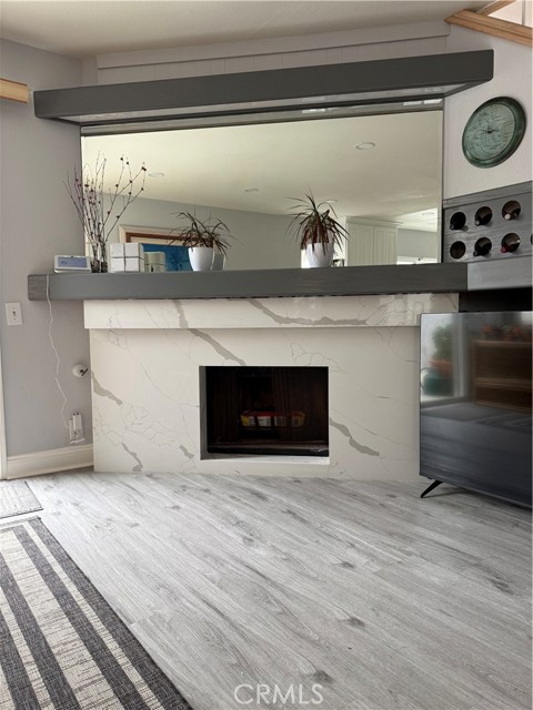 305 21st Street, Huntington Beach CA: https://media.crmls.org/medias/8c2e56c1-665b-43b8-8968-b5ef3cfc9e6b.jpg