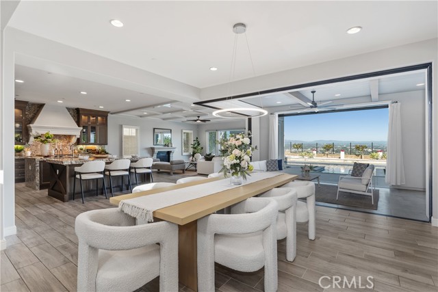 104 Scenic Crest, Irvine CA: https://media.crmls.org/medias/8c2e85b9-a441-467e-8c9e-c1ef2eaf0ef2.jpg