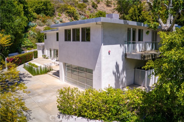 1016 Chantilly Road, Los Angeles, CA, 90077 1016 Chantilly Road, Los Angeles, CA, 90077