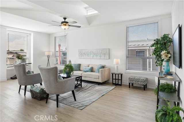 Detail Gallery Image 7 of 19 For 1065 Lomita Blvd. #180, Harbor City,  CA 90710 - 3 Beds | 2 Baths