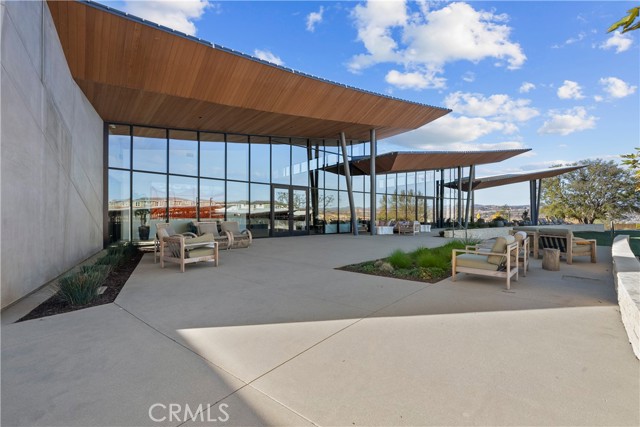 27246 Bush Mallow Court, Valencia CA: https://media.crmls.org/medias/8c31c35d-40f1-4a1b-949e-091569319aca.jpg