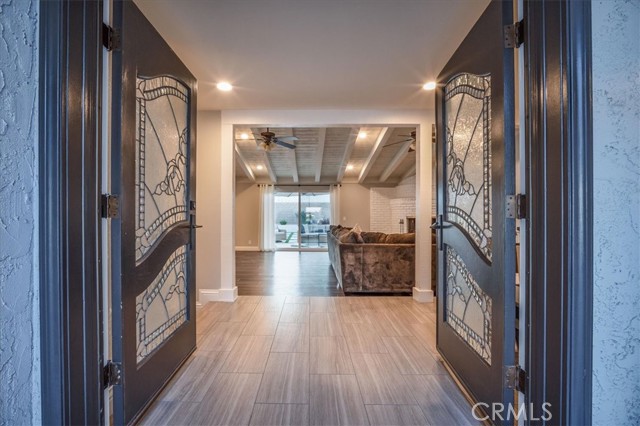 Detail Gallery Image 6 of 46 For 2071 N Redding Way, Upland,  CA 91784 - 3 Beds | 3 Baths