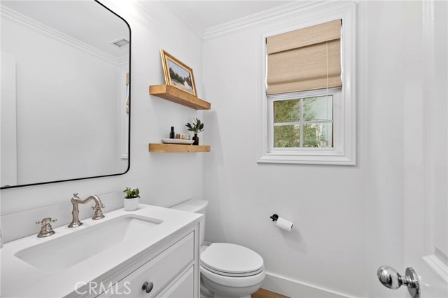 16 Kelfield, Ladera Ranch CA: https://media.crmls.org/medias/8c326206-bc99-4094-bb2e-5444ad7d1489.jpg