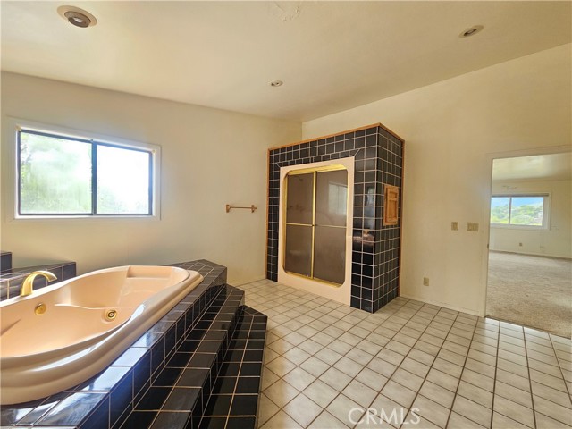 Detail Gallery Image 25 of 54 For 18834 Deer Hill Rd, Hidden Valley Lake,  CA 95467 - 4 Beds | 2/2 Baths