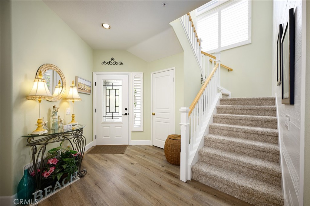 MLS #OC25145732 img 8