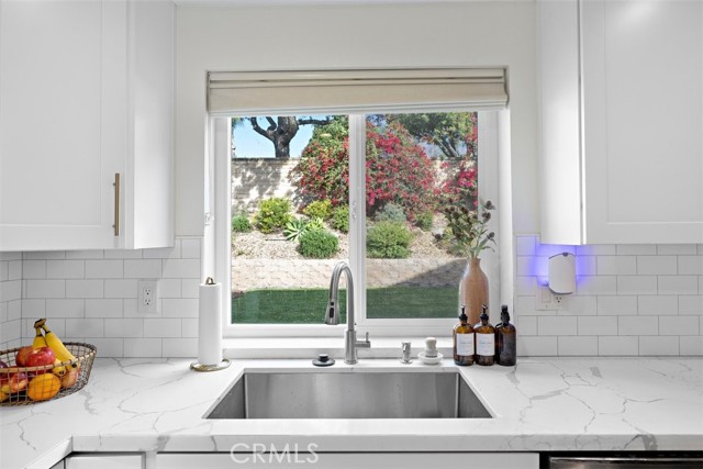 Detail Gallery Image 15 of 42 For 1279 Moss, Upland,  CA 91784 - 4 Beds | 2/1 Baths