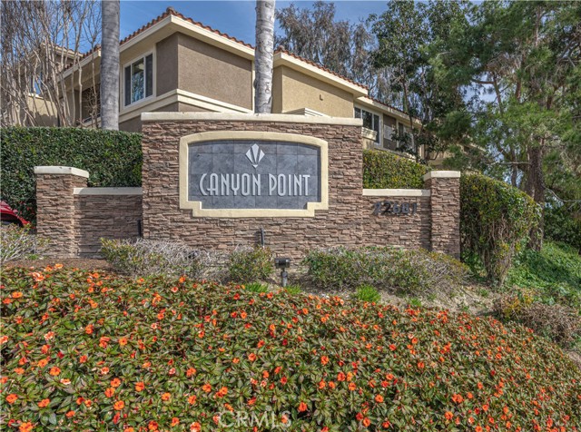 Detail Gallery Image 3 of 29 For 22681 Oakgrove #311,  Aliso Viejo,  CA 92656 - 2 Beds | 2 Baths