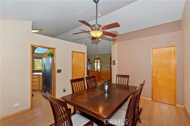 Detail Gallery Image 18 of 45 For 369 Pioneer Rd, Lake Arrowhead,  CA 92352 - 3 Beds | 2/1 Baths