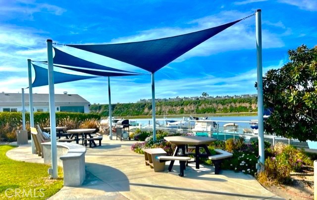 Detail Gallery Image 30 of 40 For 311 Concord Ln, Newport Beach,  CA 92660 - 2 Beds | 2 Baths