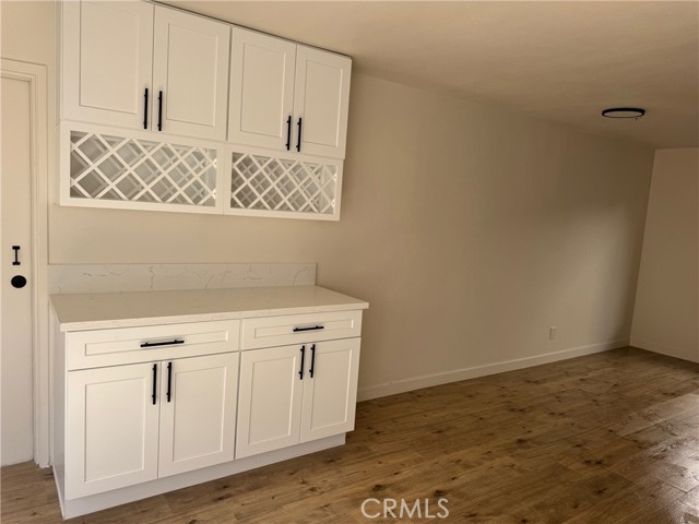 Detail Gallery Image 7 of 16 For 8800 Burnet Ave #15,  North Hills,  CA 91343 - 5 Beds | 3 Baths