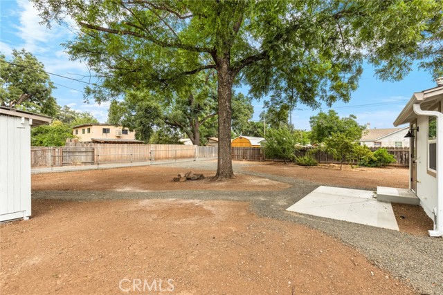 770 E 20th Street, Chico CA: https://media.crmls.org/medias/8c36a91d-0d91-4dbb-a857-9aa7c83dd003.jpg