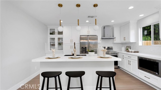 Detail Gallery Image 2 of 68 For 16297 Gunnerson St, Lake Elsinore,  CA 92530 - 4 Beds | 2/1 Baths