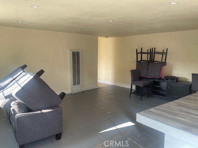 1531 W Holt Avenue, Pomona CA: https://media.crmls.org/medias/8c387fad-7fc3-4ed8-b73b-444835fd3abf.jpg