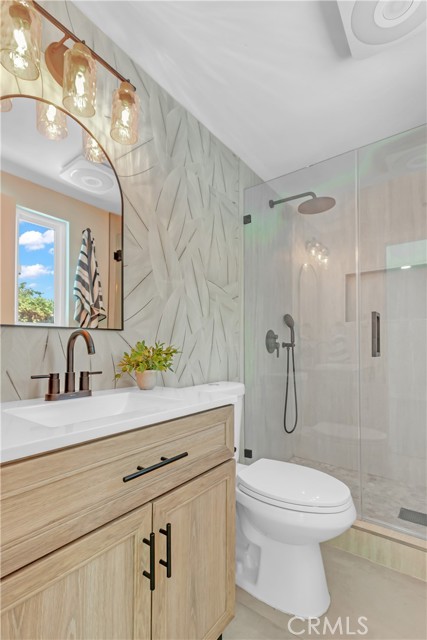 234 N Milford Street, Orange CA: https://media.crmls.org/medias/8c3944cf-358b-42d6-9542-9579c884461c.jpg