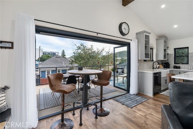 760 & 762 Woodbridge, San Luis Obispo CA: https://media.crmls.org/medias/8c398356-2aed-4ed2-b90e-498cb071db24.jpg