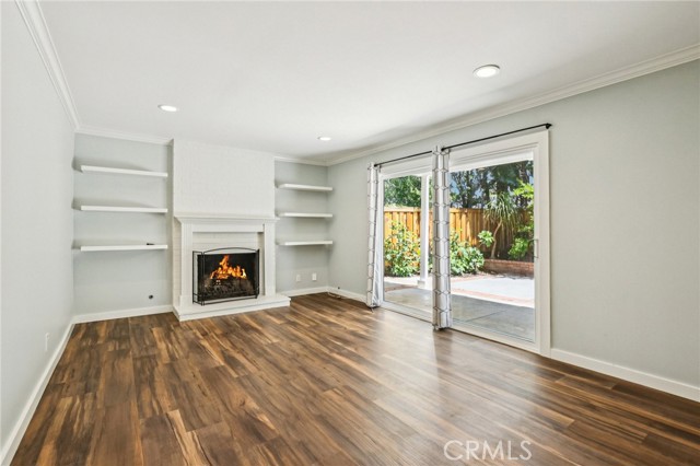 Detail Gallery Image 15 of 51 For 1742 Bonaire, Newport Beach,  CA 92660 - 4 Beds | 3 Baths