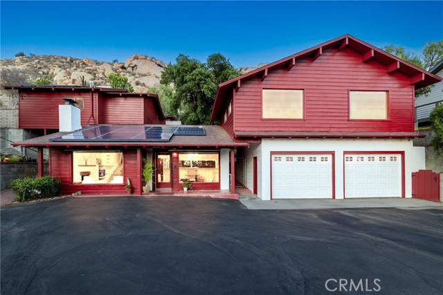 4899 Glenwood Drive, Riverside CA: https://media.crmls.org/medias/8c3a2296-d97e-4fd2-9c98-f531833960e9.jpg