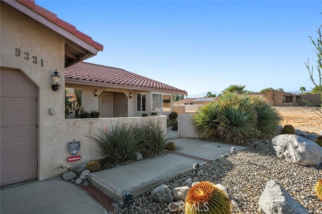Detail Gallery Image 4 of 59 For 9331 Brookline Ave, Desert Hot Springs,  CA 92240 - 3 Beds | 2/1 Baths