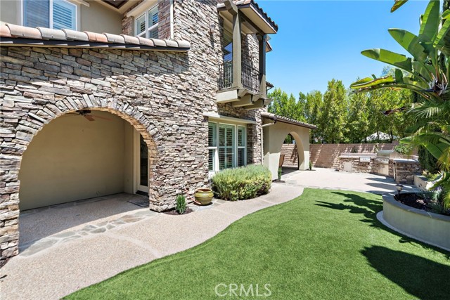 4 Dennis Lane, Ladera Ranch CA: https://media.crmls.org/medias/8c3b2d6d-4e88-4a4d-a19b-4a9c56028dfa.jpg