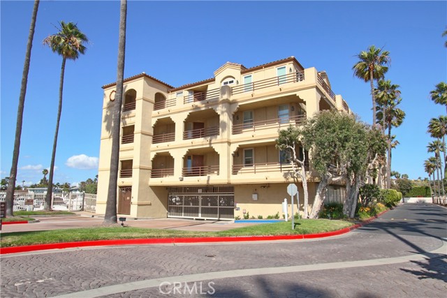 4167 Warner Avenue #105, Huntington Beach, CA, 92649 4167 Warner Avenue #105, Huntington Beach, CA, 92649