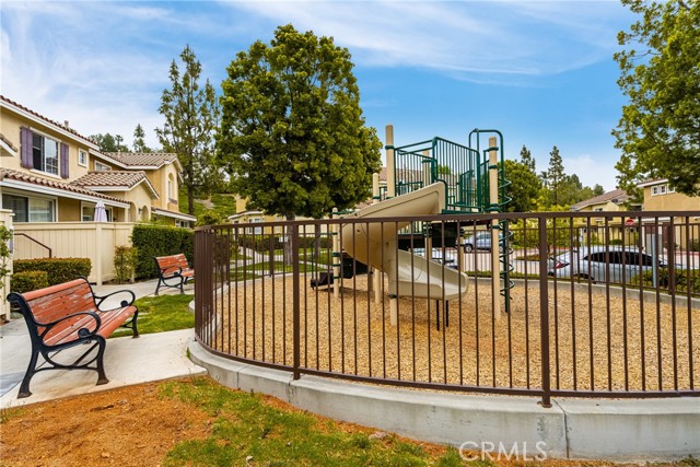 Detail Gallery Image 31 of 37 For 28511 Trento Way, Lake Forest,  CA 92679 - 2 Beds | 2/1 Baths