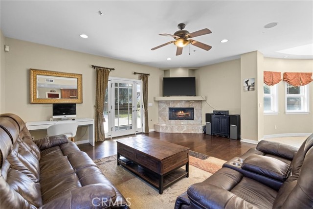 2919 Gibson Place, Redondo Beach, California 90278, 5 Bedrooms Bedrooms, ,4 BathroomsBathrooms,Residential,Sold,Gibson,SB22156607