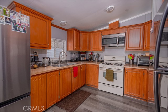 Detail Gallery Image 8 of 19 For 2300 S Lewis #66,  Anaheim,  CA 92802 - 3 Beds | 2 Baths