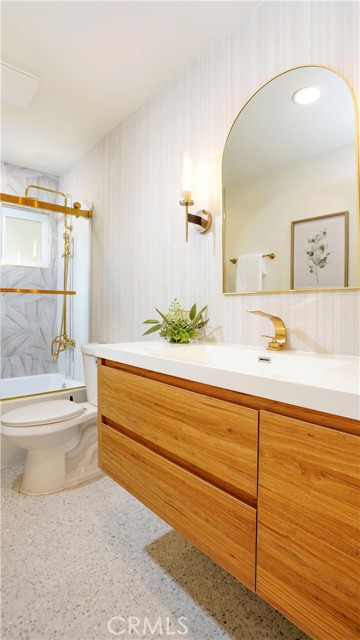 17698 Locust Street, Fountain Valley CA: https://media.crmls.org/medias/8c3d7096-d42a-47d5-a079-57ea78226975.jpg
